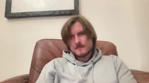 imnotall online show from May 1, 10:59 pm