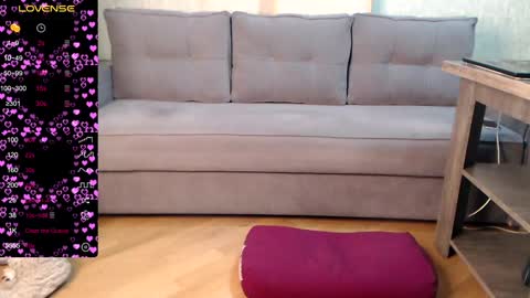 Snapshot of impress_me_more chatting on January 29, 2:32 pm         online show from January 29, 2:32 pm