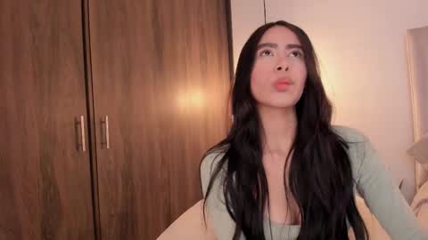 sarah online show from October 23, 10:32 pm