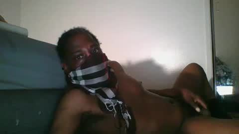 Snapshot of imthehornyest chatting on September 22, 4:05 am imthehornyest online show from September 22, 4:05 am