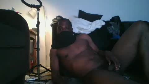 Snapshot of imthehornyest chatting on September 25, 10:55 am imthehornyest online show from September 25, 10:55 am