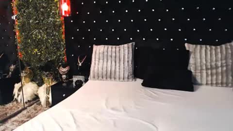 inanna_ishtar1 online show from May 16, 10:36 am