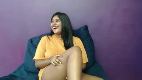 Snapshot of indian_rimmelx chatting on February 13, 11:28 am Melz online show from February 13, 11:28 am