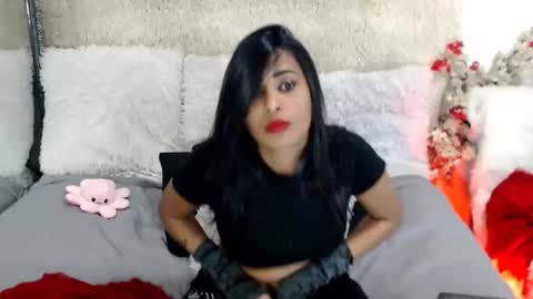 Jazmin online show from May 14, 9:46 pm