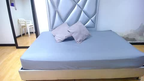 indian_whore18 online show from February 12, 3:51 am