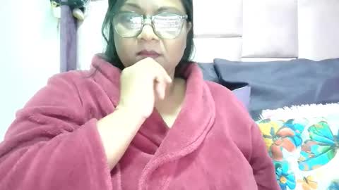 indiandelia online show from November 17, 3:09 am