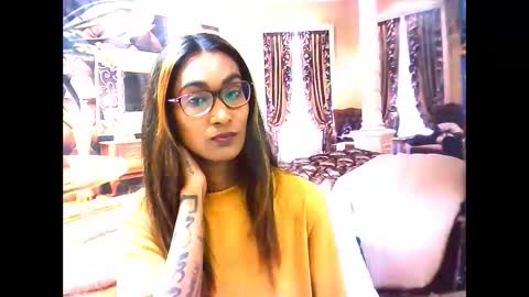 Snapshot of indianrebel4u2luv chatting on October 8, 6:19 am indianrebel4u2luv online show from October 8, 6:19 am