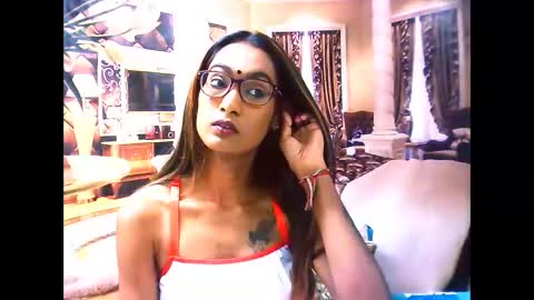 Snapshot of indianrebel4u2luv chatting on October 13, 5:31 am indianrebel4u2luv online show from October 13, 5:31 am
