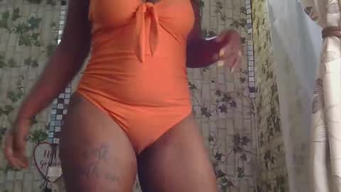 Snapshot of indiantina01 chatting on February 6, 1:10 pm tina online show from February 6, 1:10 pm