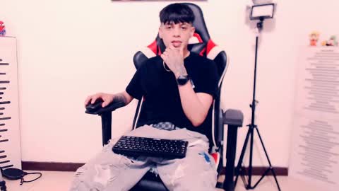matias online show from May 29, 2:09 am