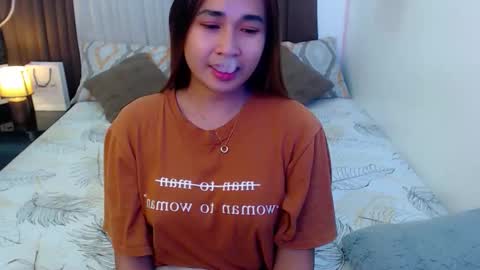 Snapshot of infernoglow_vex chatting on October 19, 10:25 pm Ms. Vex online show from October 19, 10:25 pm