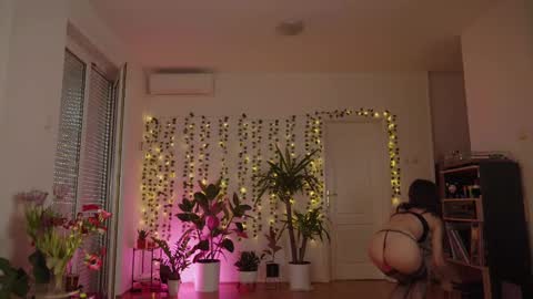 Xenia online show from February 19, 2:33 pm