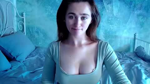 Lina online show from November 24, 3:33 pm