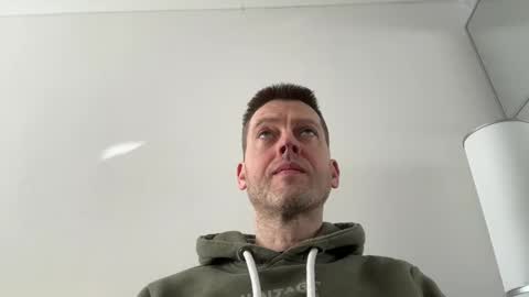 InterestedHun online show from March 7, 10:45 am