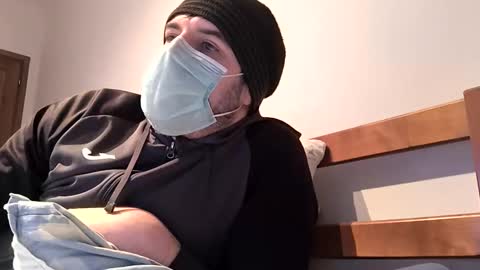 iplaywithu221 online show from February 19, 7:02 pm