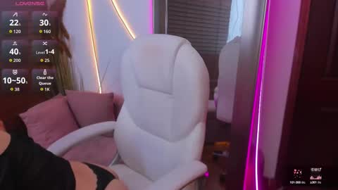 Snapshot of irina_beaux chatting on September 23, 10:05 pm online show from September 23, 10:05 pm