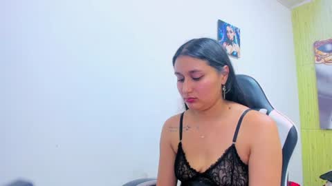 iris_ferrer online show from July 3, 7:51 pm