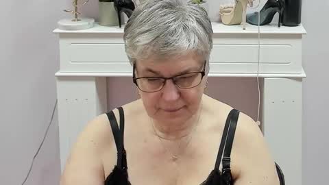 I R I S online show from March 20, 7:46 am