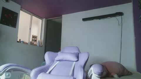 Camilla online show from March 4, 4:30 pm