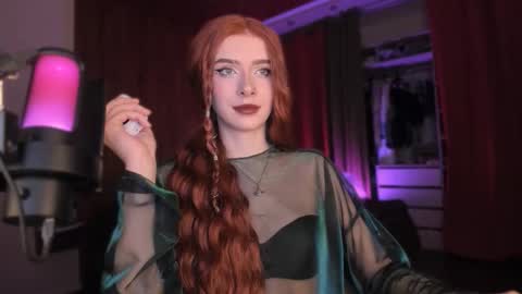Snapshot of irisice chatting on October 25, 4:29 pm Miss Iris Fansly Miss Iris new inst.  online show from October 25, 4:29 pm
