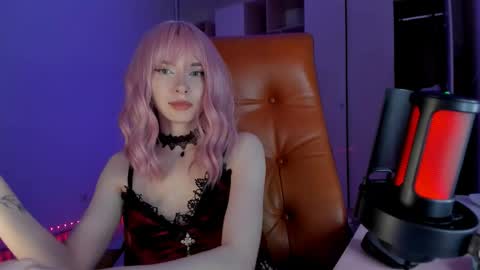 Miss Iris Fansly Miss Iris new inst.  online show from May 3, 3:51 pm