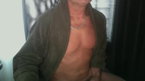 ironout007 online show from November 16, 1:02 pm