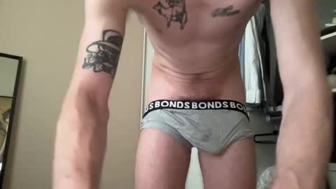 iroquois_cheeb online show from January 14, 3:22 am