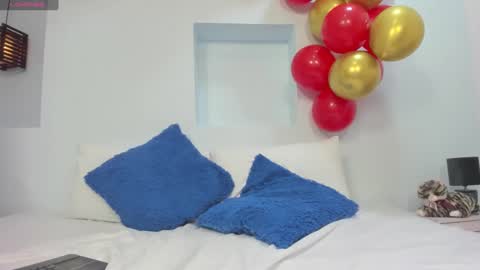 Mommy Isa online show from October 3, 1:52 pm