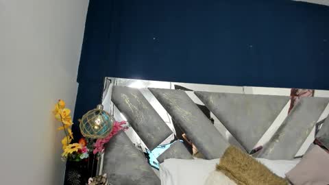 Mommy Isa online show from January 6, 5:00 am