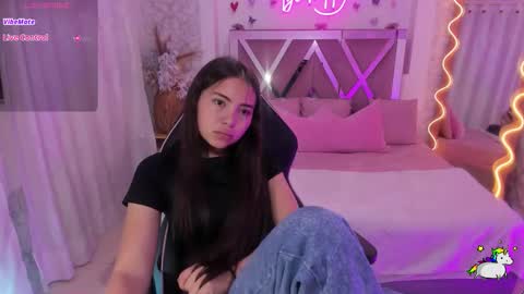 ISABELA  online show from March 18, 11:38 am