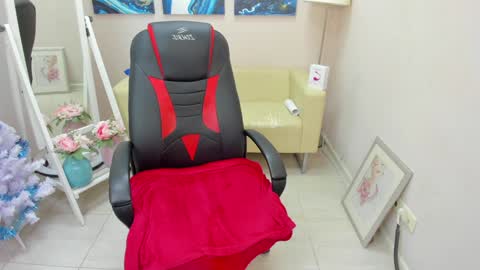 Isabela online show from January 12, 11:50 am