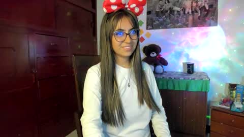 Isabella22 1 online show from January 31, 3:41 am