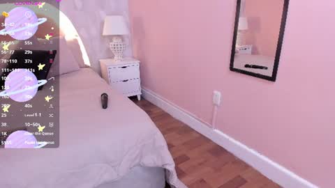 isabella__milf online show from June 8, 7:04 pm