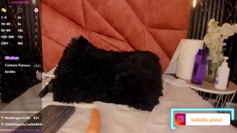 Isabella Arias online show from February 28, 11:45 pm