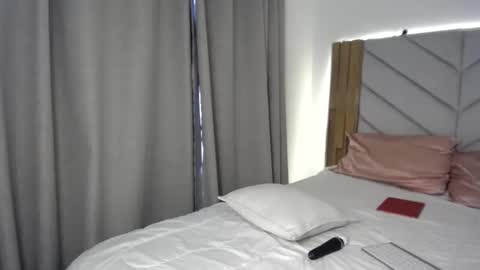 Isabella online show from March 18, 3:07 pm