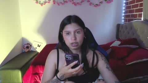 isabella_monntolvo online show from May 6, 4:13 pm
