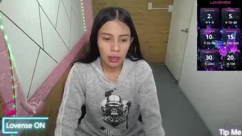 isabella_roseee online show from October 27, 8:53 pm