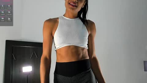 Isabella online show from December 4, 9:29 pm