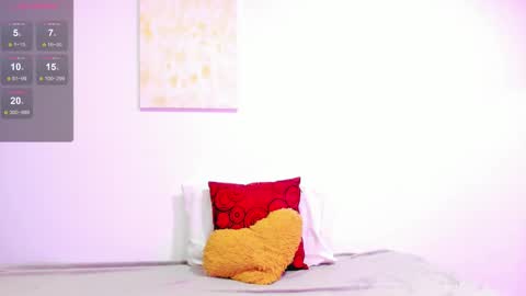 Instagram soybella01  online show from March 3, 5:41 pm