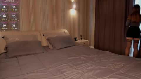 Snapshot of isabellatorrance chatting on March 11, 2:53 am Bella online show from March 11, 2:53 am