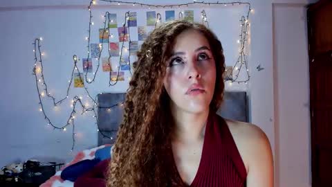 Isabela  online show from February 15, 3:20 am