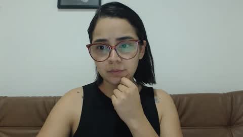 Emma online show from October 28, 2:56 am