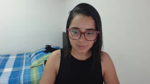 Emma online show from December 15, 2:18 am