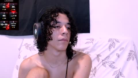 Isidro online show from May 17, 11:36 pm
