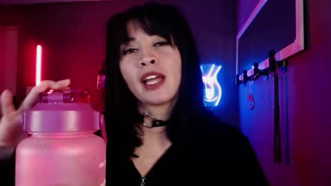 Ana Maria online show from November 25, 1:59 am