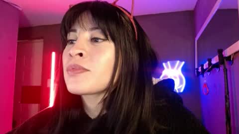 Snapshot of isis_diosa chatting on October 28, 10:11 pm Ana Maria online show from October 28, 10:11 pm