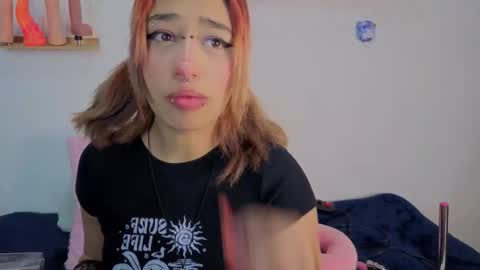 Isisjones18 online show from October 30, 9:21 am