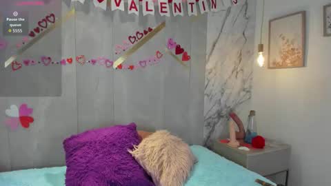 Isis Noir online show from February 6, 11:07 pm