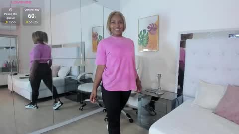 Vanessa online show from March 18, 11:38 am