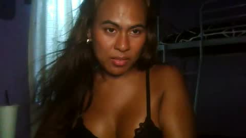 IslandVelvet online show from January 11, 2:28 am